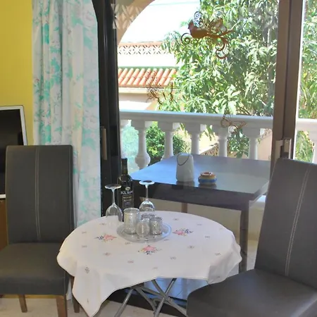 Estudio Con Preciosas Vistas Al Mar Con Terraza, Piscina Y Bbq * Icod De Los Vinos